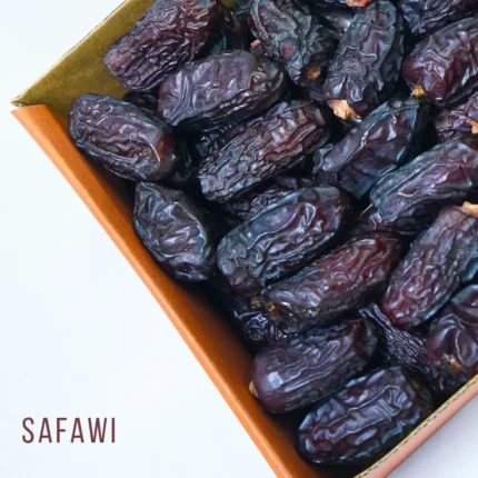 সাফাবি খেজুর (Safawi Dates) 1KG Box